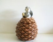 Vintage Metlox Squirrel Pine Cone Cookie Jar