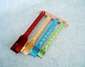 Mid Century Colored Aluminum Measuring Spoons - Retro Aluminum Measuring Spoon Set
