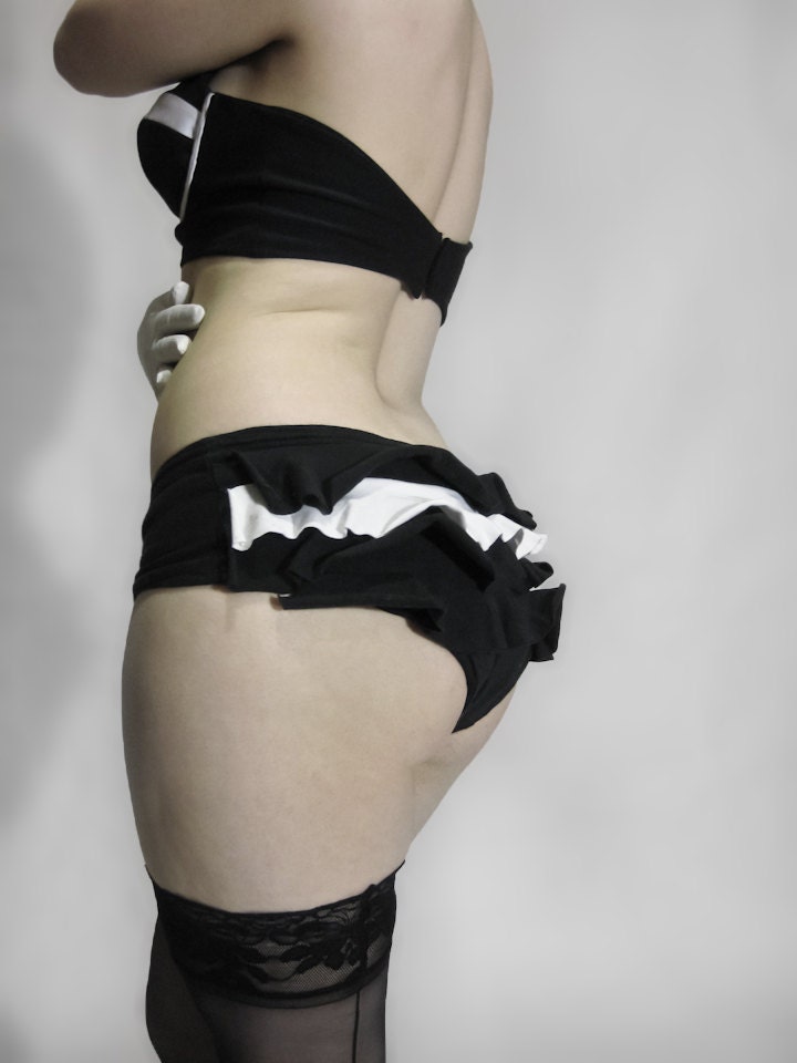 Black and White Ruffle Panties