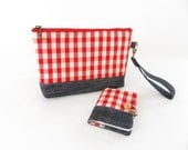Set of Pouch and Card wallet / Red check / Card holder / iPhone, iPod /  Design by BagyBags