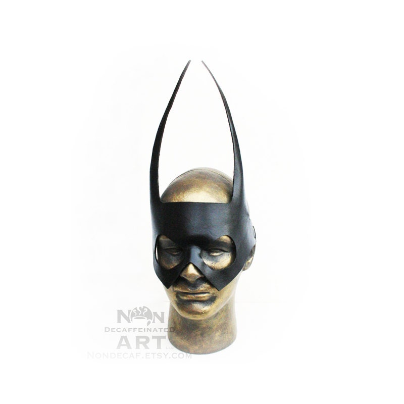 The Bat - Handmade Leather Mask with extra long 'ears' - in black