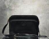 GUCCI  black open grain leather 80s bag with logo badge
