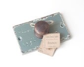Farmhouse Robe Knob in Lichen Green and Walnut