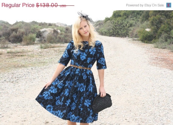 20% Off MEMORIAL DAY SALE Vtg 1950s 50s Black & Blue Floral Dress w/ Full Skirt M