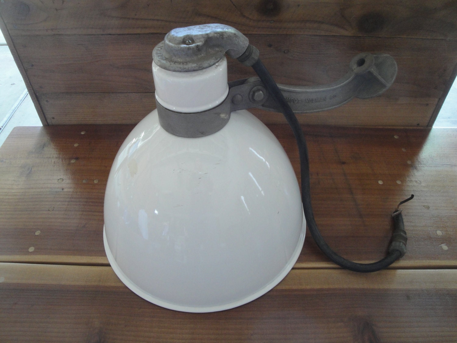 Smoot Holman White Modern Industrail Enamel Farm Gas Station Lamp