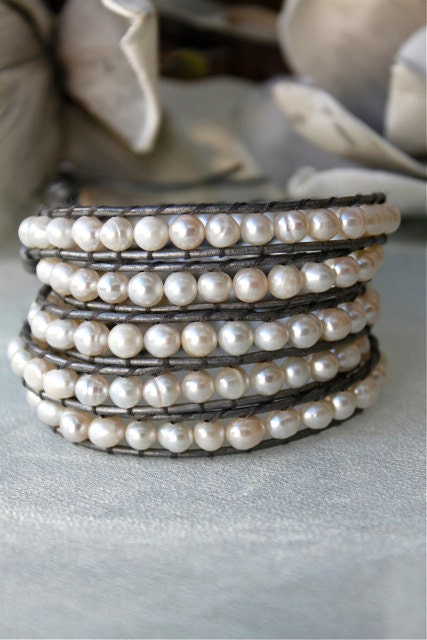 Freshwater Pearl Wrap Silver leather