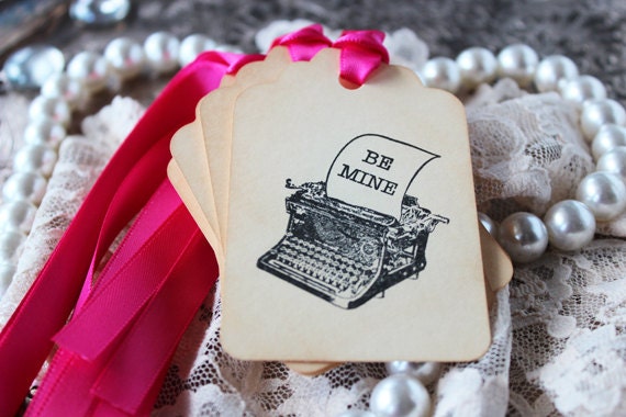 Old typewriter "Be Mine" vintage gift tags - set of 6