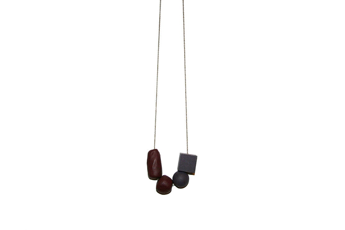 Plum Necklace//