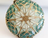 Locket,Brass Locket,Green locket,filigree locket necklace,photo locket -  brass  filigree round locket