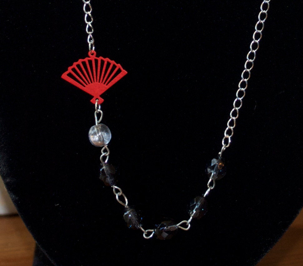 Red Fan Necklace