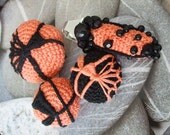 Extravaganza Salmon Crochet Bead Ring
