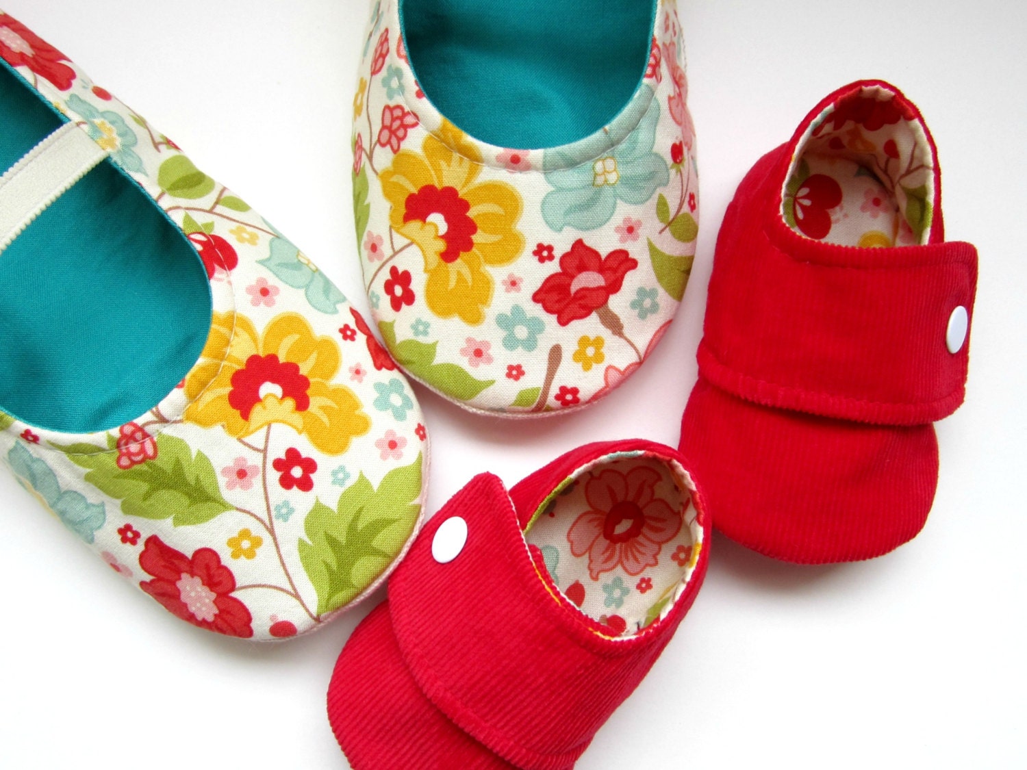 Mom and Baby Slipper Set - Molipop Slippers in Red, Pink, Yellow, and Jade Flowers