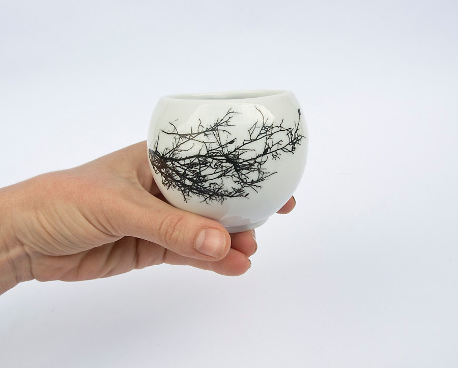 Ceramic Cup with Graphic Branch Decoration