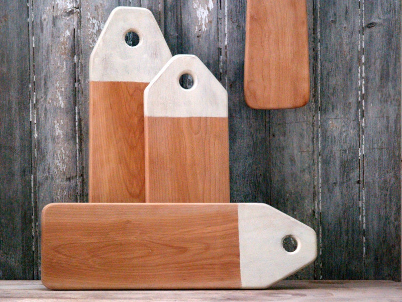 Colorblocked or Dipped Serving Board - Cutting Board with Hanger - Summer Barbeque - Cottage Chic