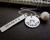 Personalized Necklace, Handcrafted Mom Necklace With Your Child's Name & Birthdate, Baby Foot Print and white Pearl