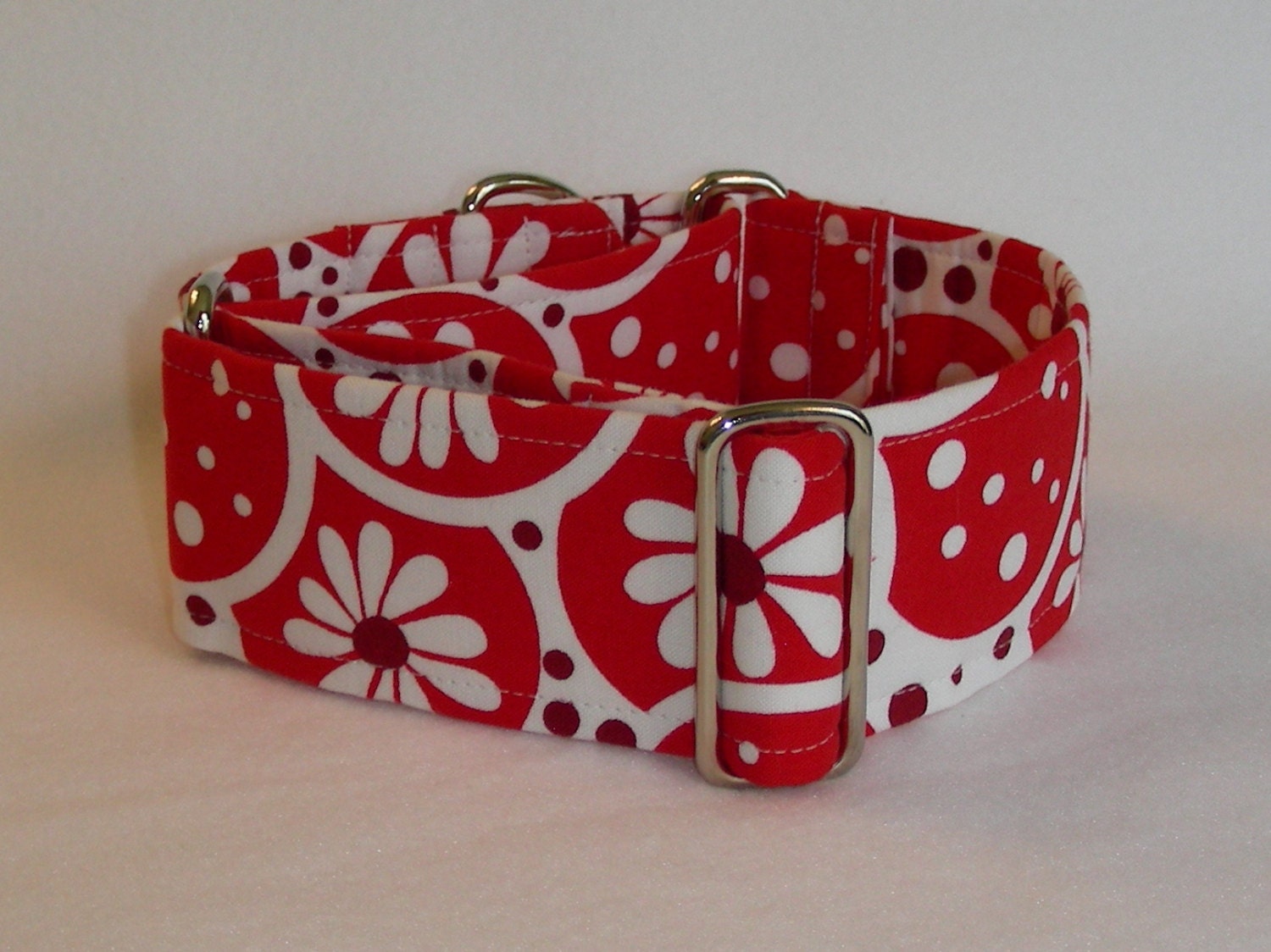 2 Inch Martingale, Greyhound Collar, Red and White Flowers