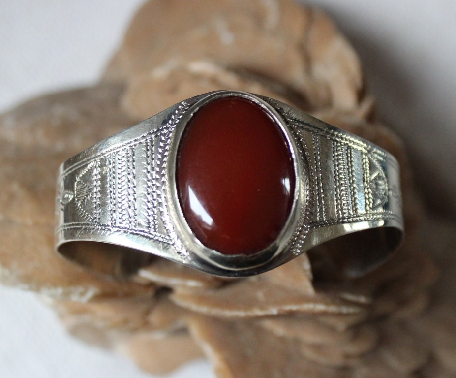 Tuareg Bracelet with Carnelean, geometrical patterns and Tifinagh inscription Adjustable
