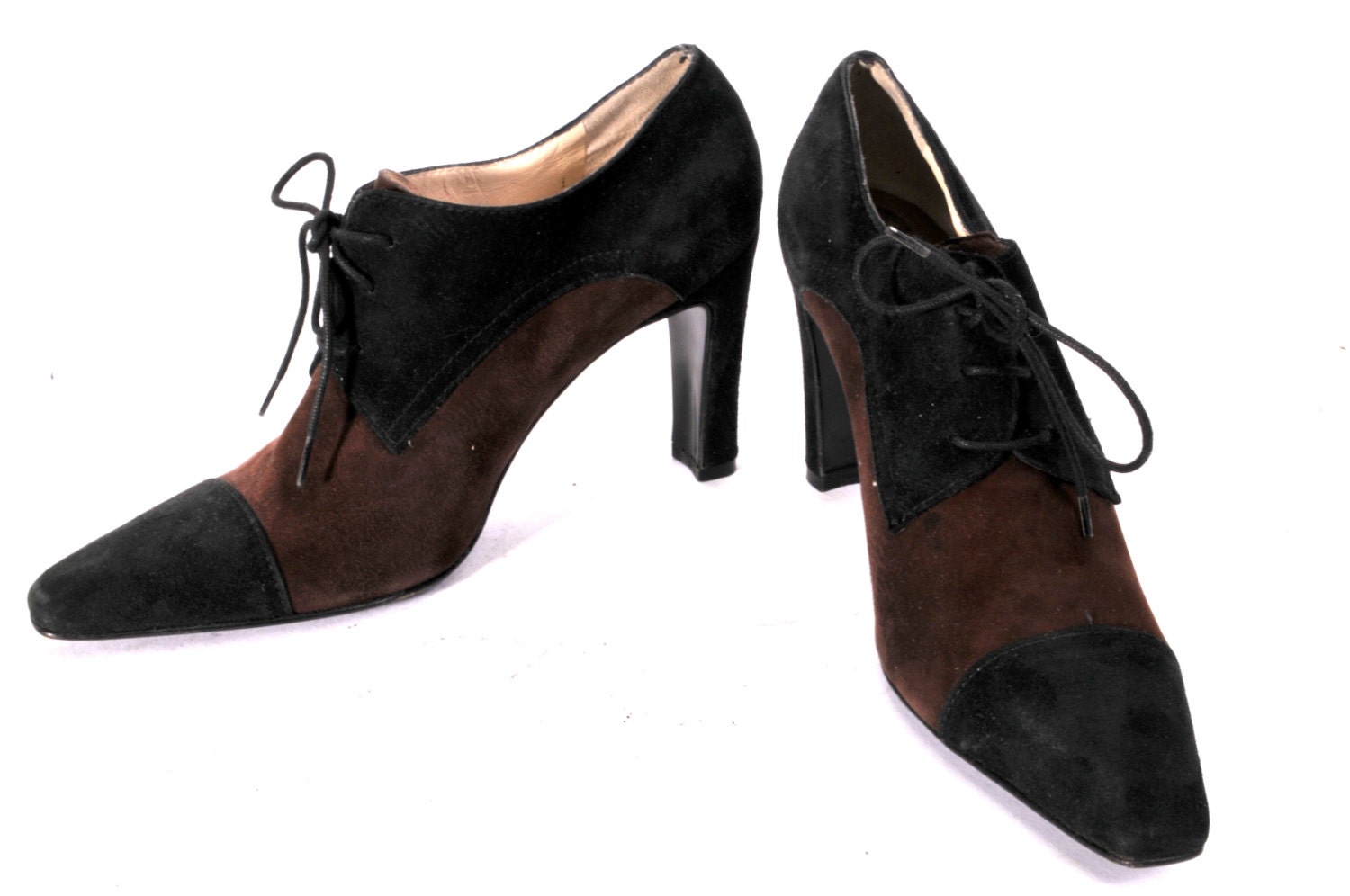 Paloma Size 6B Woman's Pump