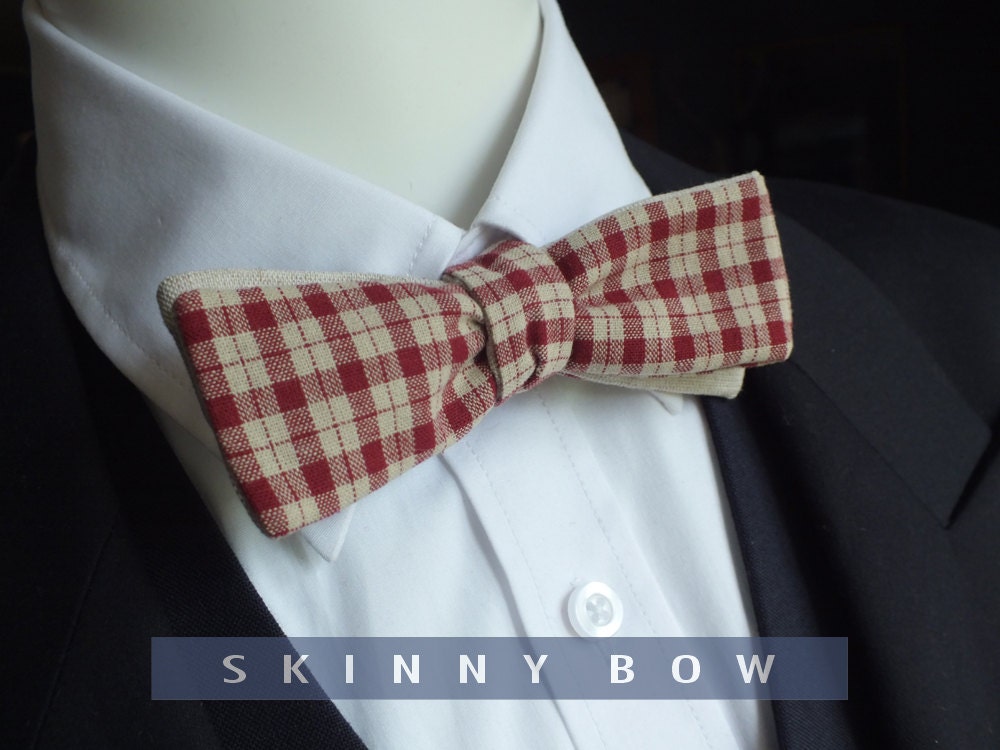 Bow Tie, for men, skinny style, self tie, red plaid, plain natural linen on reverse / I make quality mens bowties