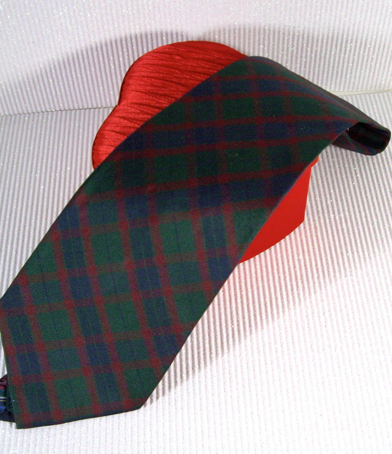 Vintage Tommy Hilfiger Tartan Plaid Silk Necktie 1990