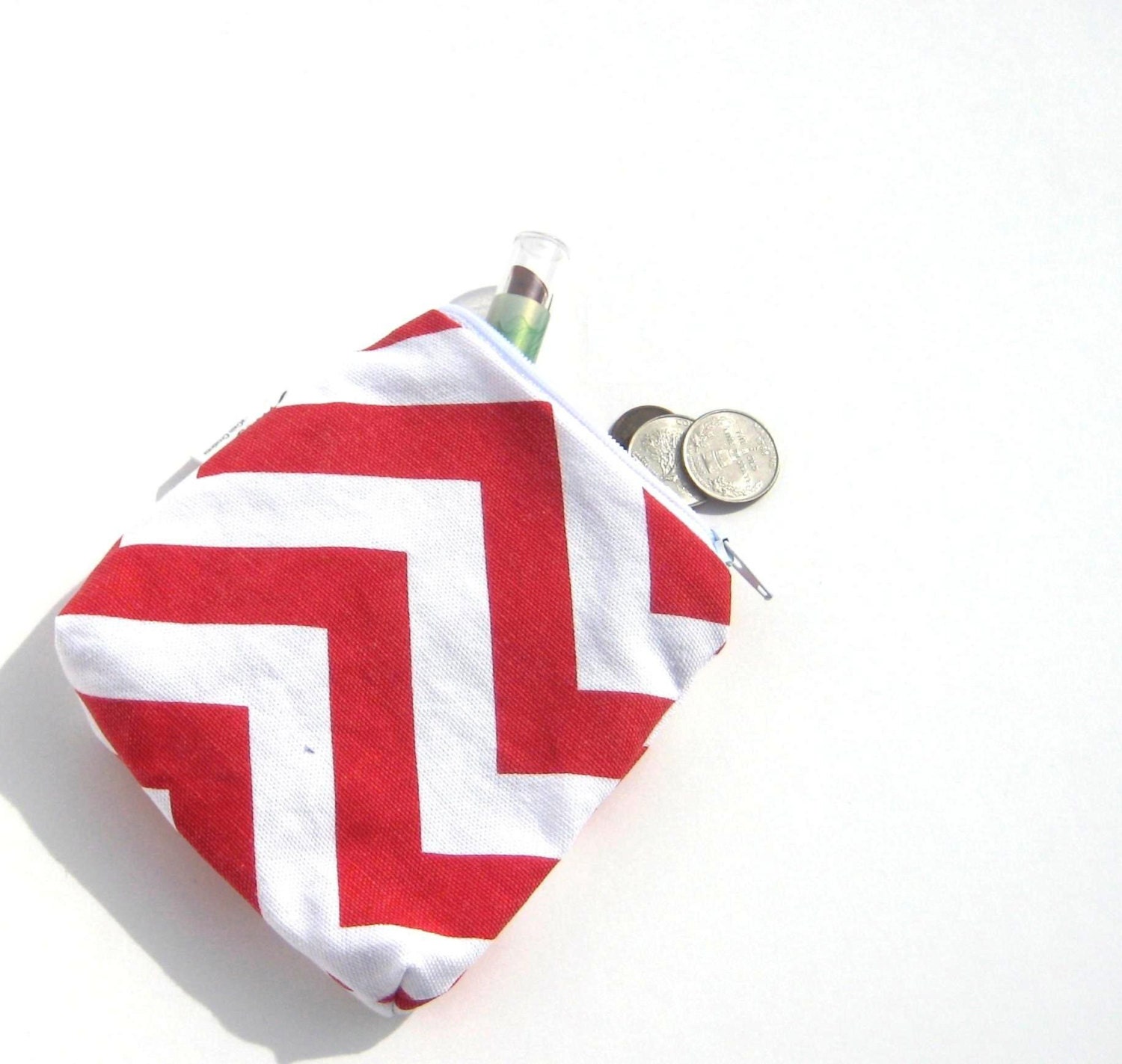 Small Pouch. Business Card Holder. Change Purse. Red and White Chevron. Zipper Closure. Fabric Lined. Spring/Summer Line.Grad Gift