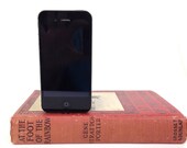 Vintage booksi for iPhone and iPod - At the Foot of the Rainbow