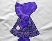 Beautiful Applique & Embroidered SUNBONNET SUE 12" Quilt Block Square No. 35