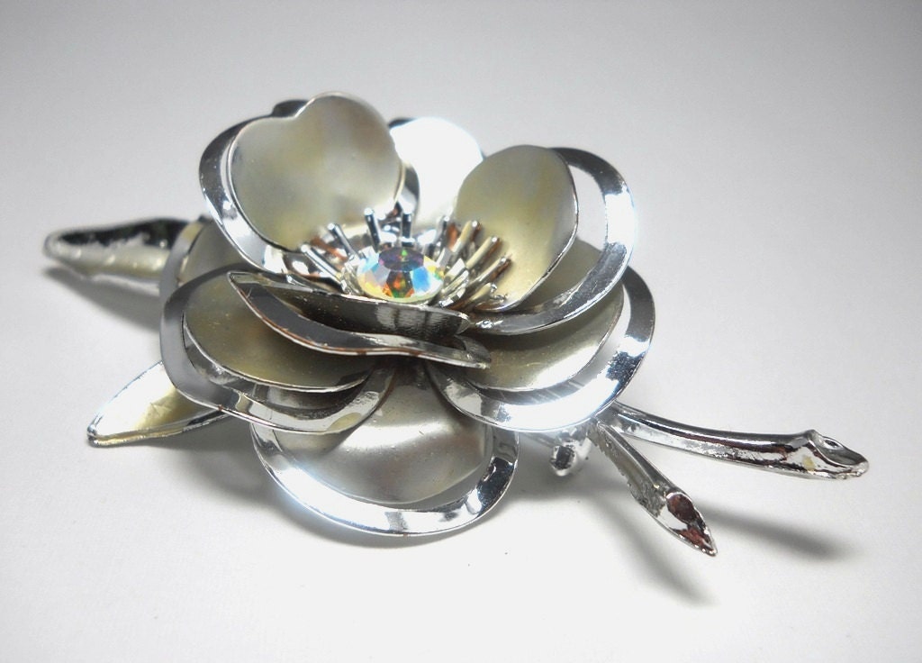 Vintage Silver Flower Rhinestone Brooch and Earrings Demi Parure