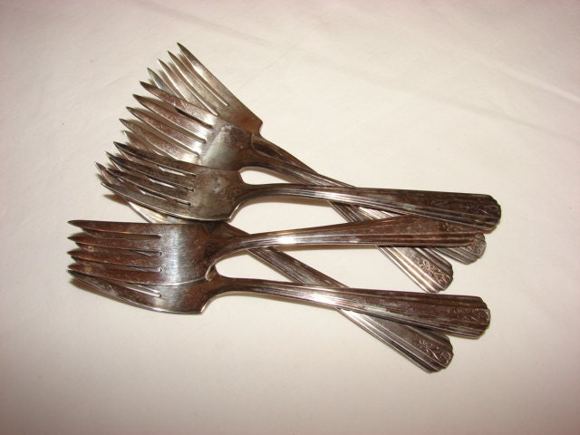Vintage Set 6 AVON International Silver Salad Forks 1940, Antique Art Deco Silverplate