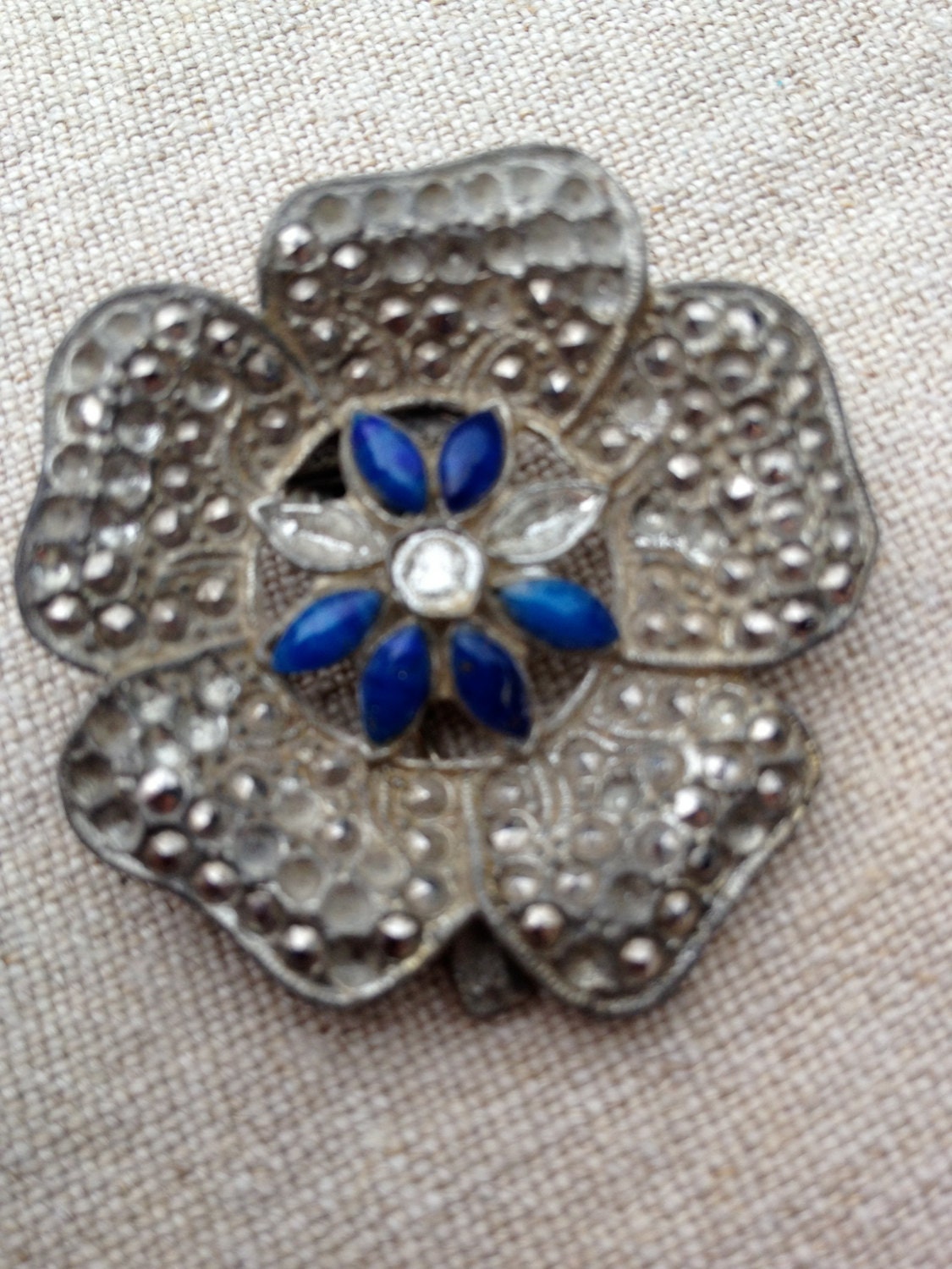 1920s Pot metal paste flower brooch clip