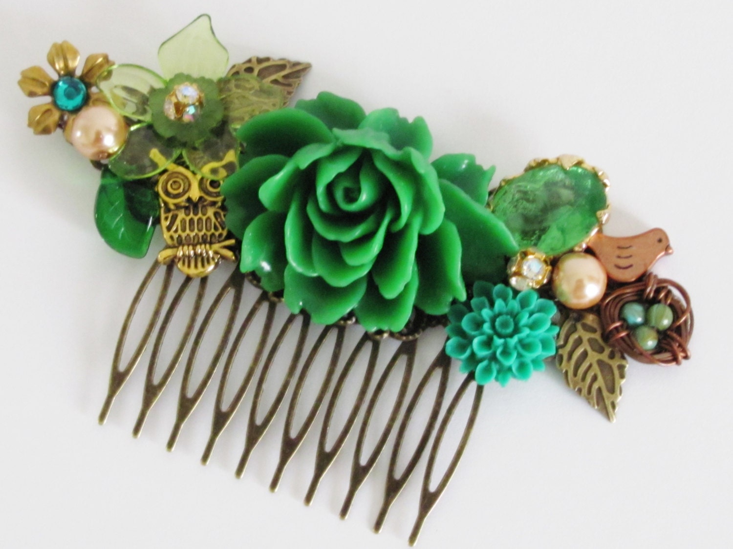 Green Hair Comb Flower Hair Comb Bridal Hair Comb Wedding Hair Comb Women Gift Quirky Accessories Woodland Hair Shabby Chic Hair Comb
