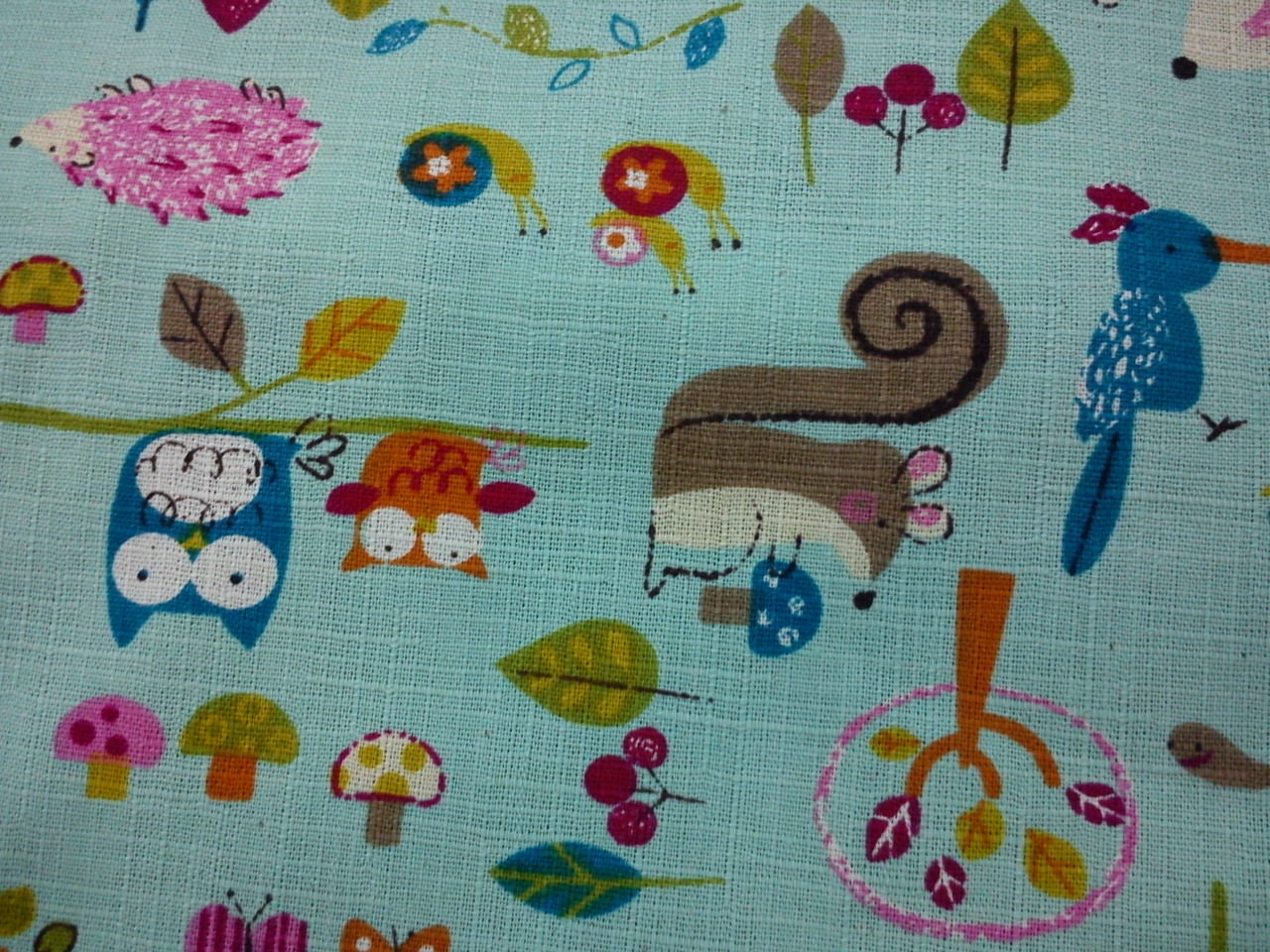 Animals, spring green, fat quarter, pure cotton fabric