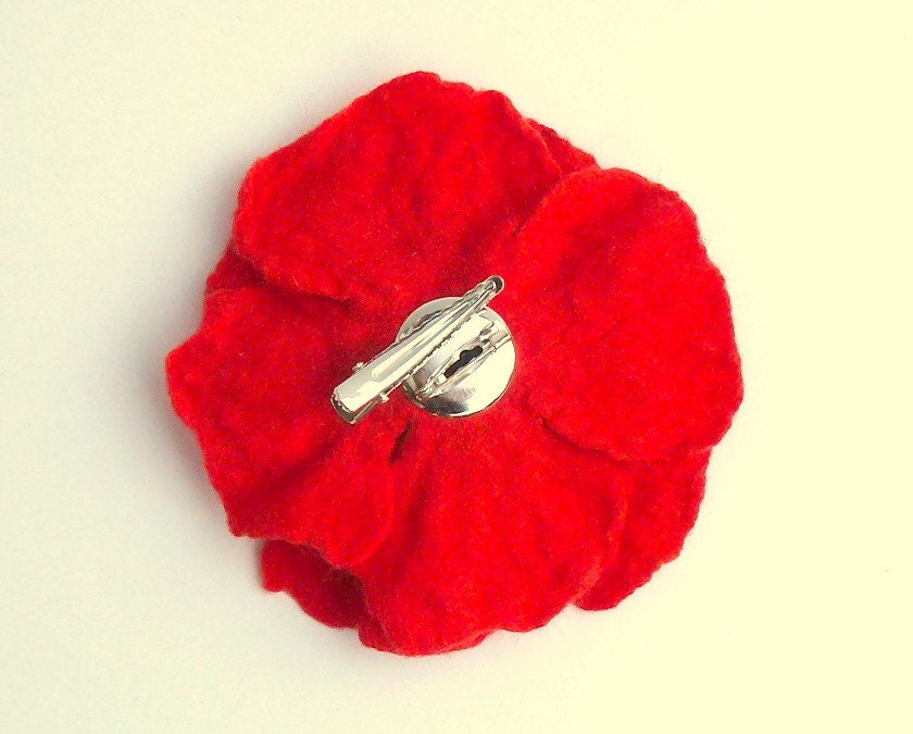 Memorial Day Poppy. Red Poppy. Felted wool flower brooch pin corsage flower felt poppy, scarlet red and black. Hair clip and brooch.
