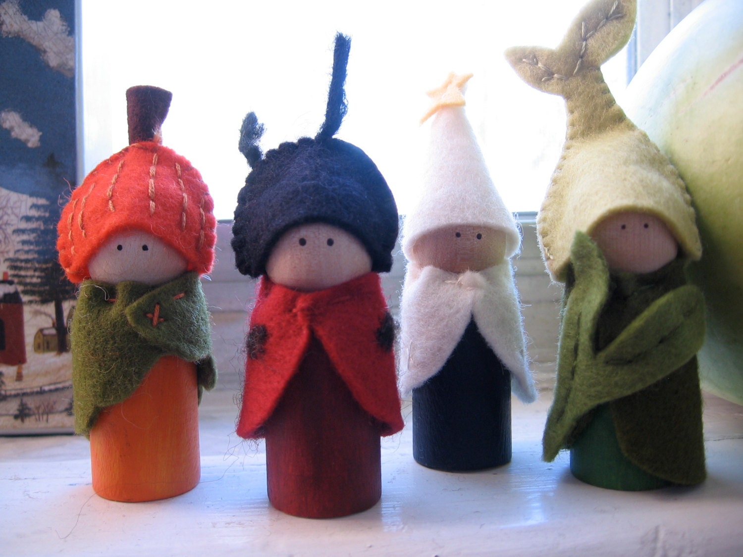Seasonal wooden peg dolls Set of 4