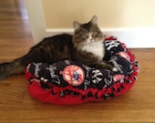 New York Yankees MLB Small Sports Dog Bed