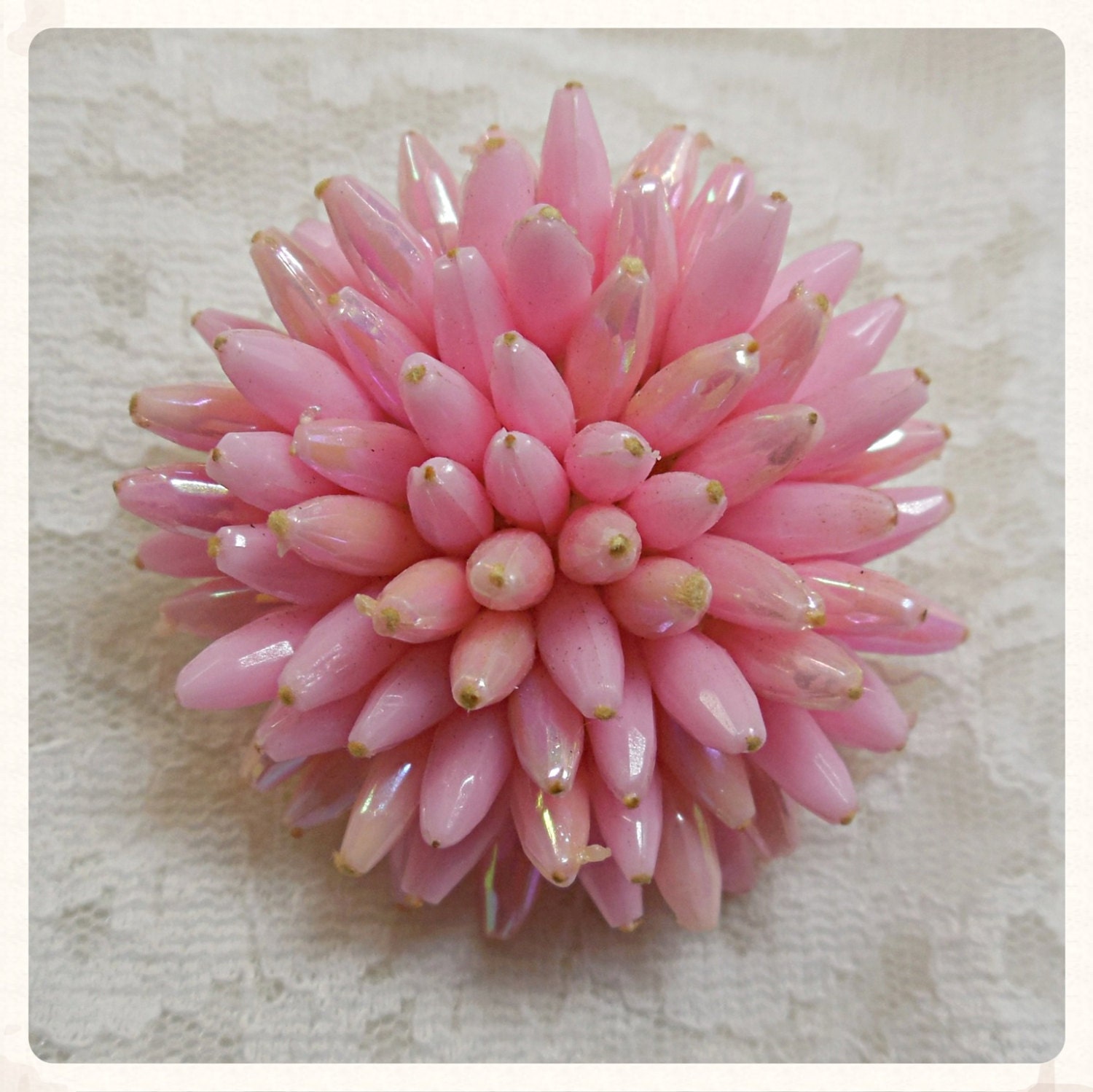 Vintage Exotic Pink Flower Brooch, Chrysanthemum, 3D jewelry, Vintage jewelry, Celluloid, Flower Bouquet Brooch