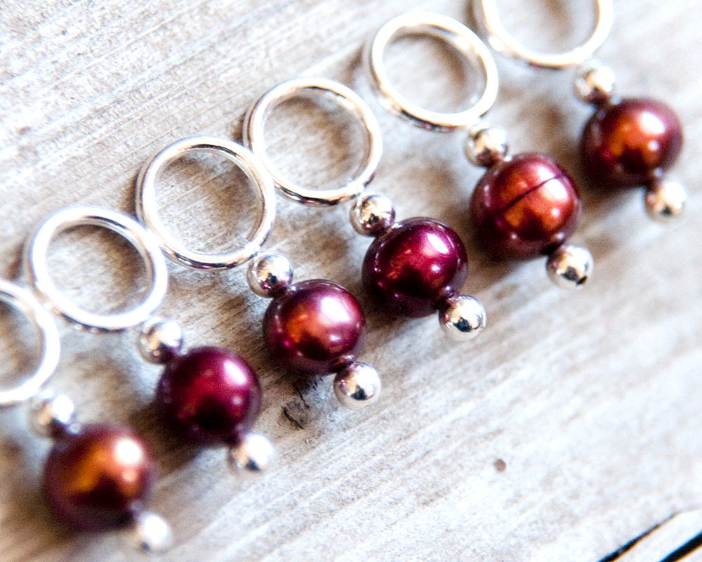 Snag Free Pearl Stitch Markers in Burgundy and Coppery Red, Set of 6, Genuine Freshwater Pearls, Snagless