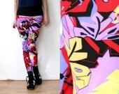 Kawaii leggings, multicolor pink red beige white black, cartoon