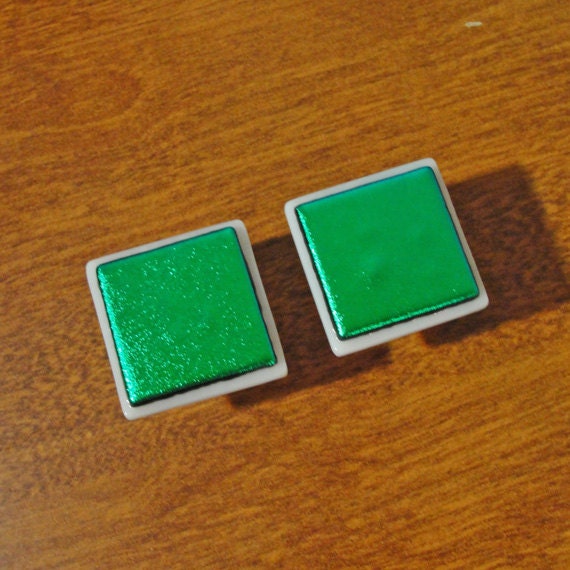 1 Dichroic Fused Glass Knob - Emerald Green Cabinet Knobs Pulls - Cabinet Hardware Fixture Jewelry Drawer