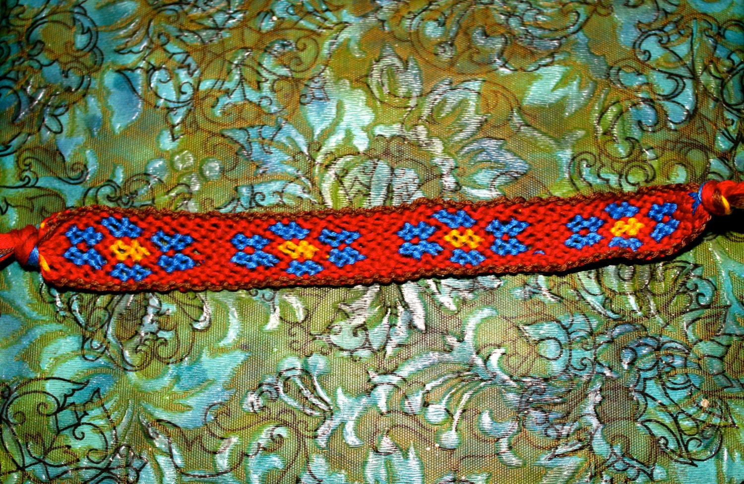 Flower Pattern Bracelet