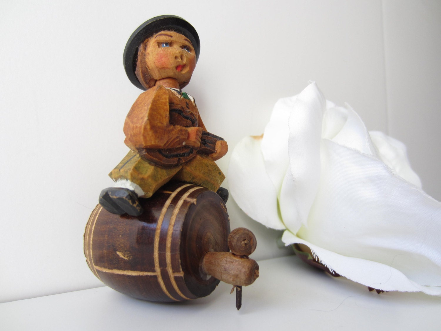 Vintage Anri Bobble Head Boy on a Barrel Wine Pourer