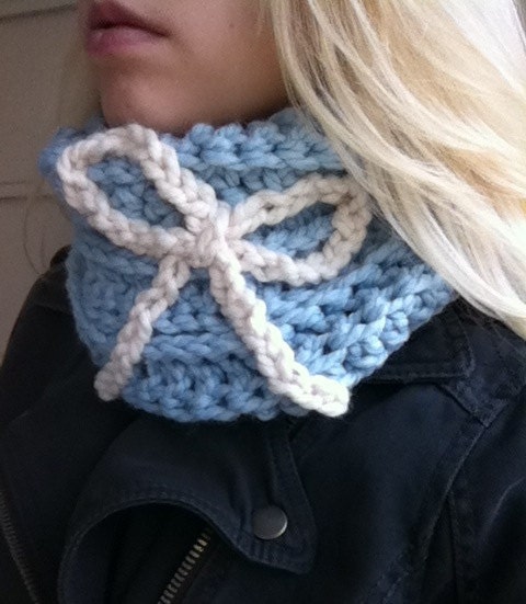 The Tiffany bow crochet cowl- infinity scarf