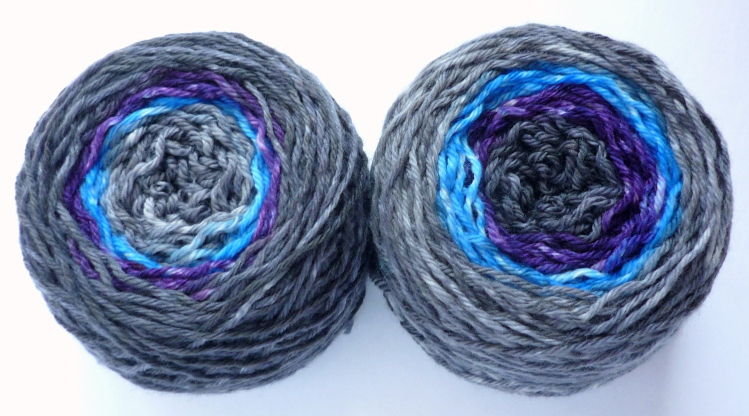 Gradient Worsted Yarn - Hand Dyed Superwash Merino Wool in Gray Dawn Colorway
