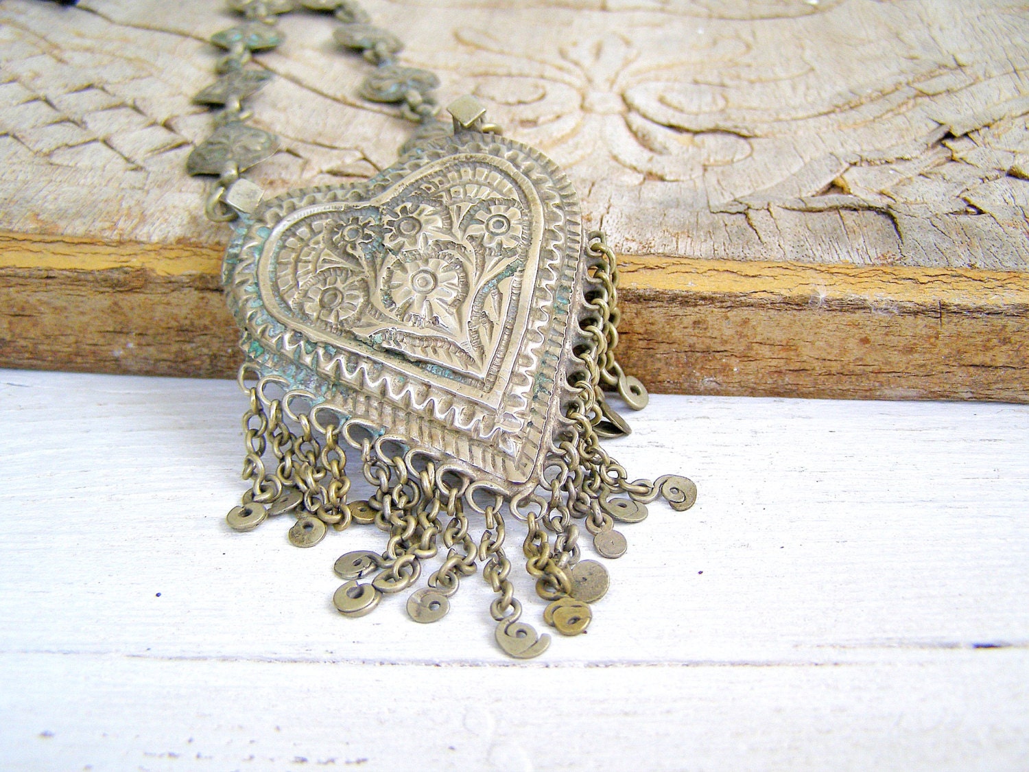 Antique Heart necklace, WW2, Made in India, Boho chic, Gypsy, Hippie, Gift for woman, Dangle pendant Necklace, Engraved pendant