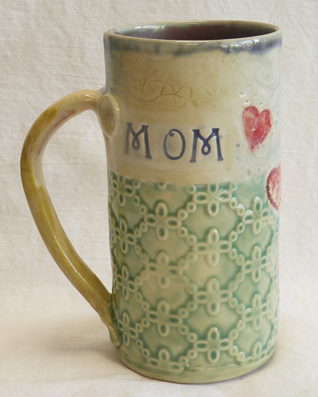 Stoneware 20oz artisan hearts for mom mug 20C075