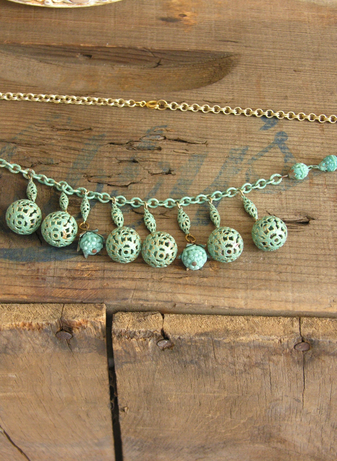 Vintage 1920-30s In Full Swing Necklace