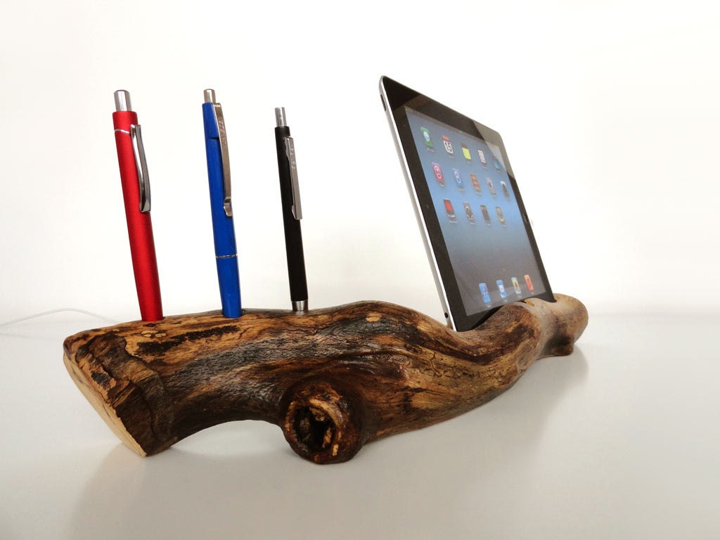 iPad dock / stand plus pen holder - wooden sculpture - handmade from wood - compatible for iPad1/2/3/4/mini