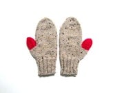 Mittens hand-knit in Oatmeal and Magenta Pink, Unisex mittens, Medium