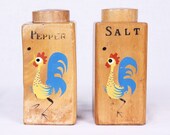 Wooden 1950s Rooster Salt and Pepper Shakers / Made in Japan