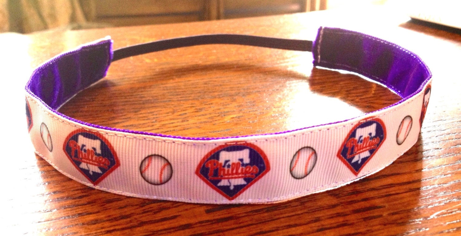 NOODLE HUGGER Non slip ribbon headband - Phillies baseball - 7/8 inch (running, working out, everyday: women and girls)
